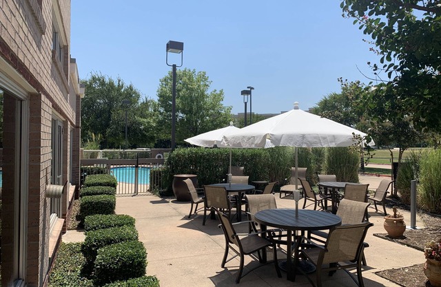 Hampton Inn & Suites N. Ft. Worth-Alliance Airport
