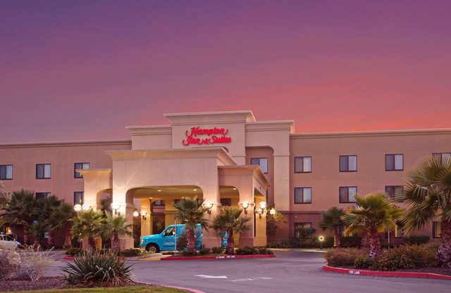 Hampton Inn & Suites Oakland Airport-Alameda