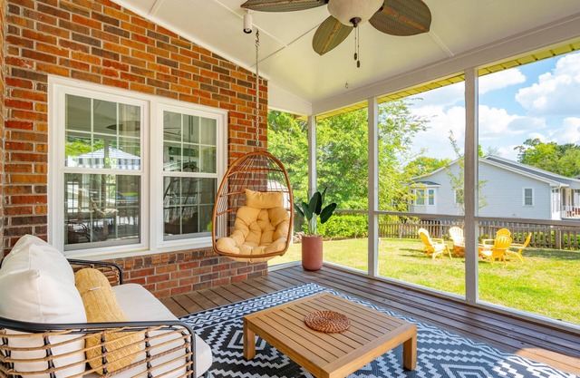 Hanahan Haven GameRoom Bikes FirePit Dog & Family Friendly