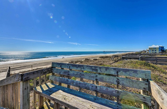 'Hannah's Place' - Quaint & Cozy Apt by the Beach!