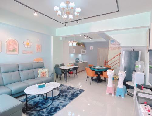 Happiness blossoms Homestay