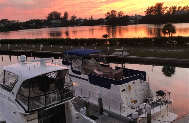 Harborfront Only 26.water view from the lanai. Harborfront pool.PRIVATE BEACH