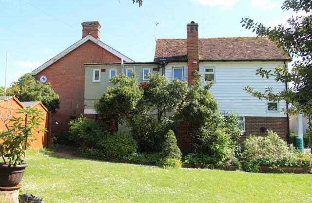 Harlow International Hostel 