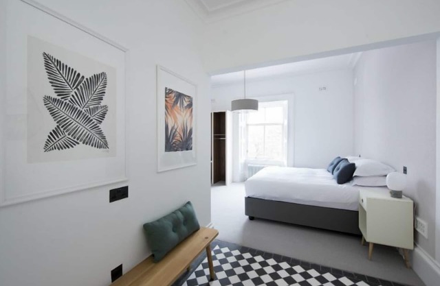 Harris (Deluxe Bedroom) - a lews castle that sleeps 2 guests in 1 bedroom