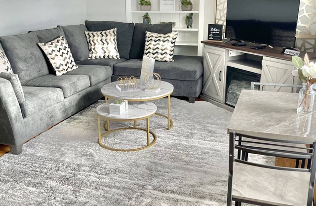 Harrisburg Historic River View Apt