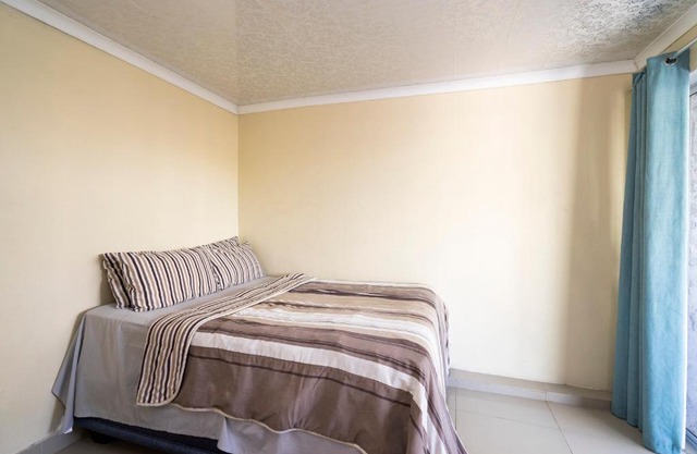 Hasate Guest House 10 Florence street Oakdale Belliville 7530 cape town south African