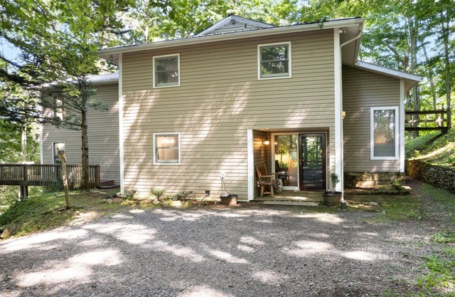 Hatley Pointe-Wolf Laurel Resorts-50 feet to Pisgah Natl Forest, Ski, Hike, Dine