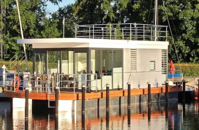 Hausboot in Ueckermuende