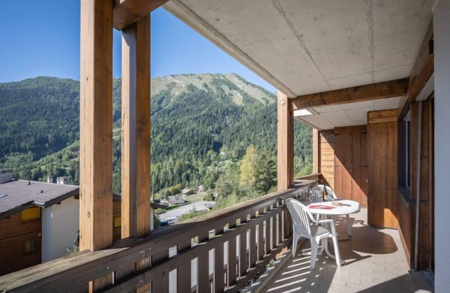 Hauts de Morthey 12 by Interhome