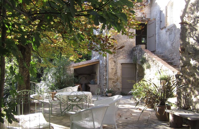 Haven of peace with natural swimming