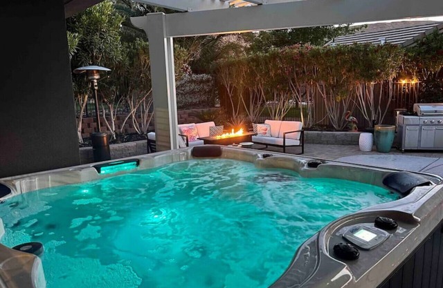 Heated Pool at Turtle Cove by J and Amy BL991528