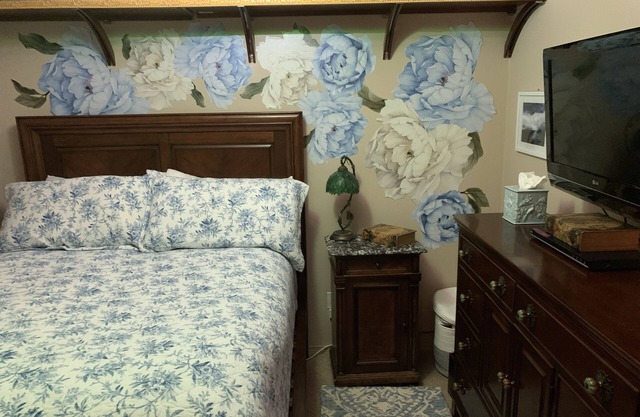 HEAVENLY FEATHERBED
