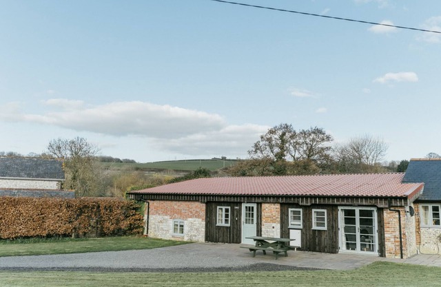 Hebe Cottage - Luxury rural cottage with disabled access