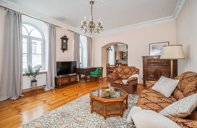 Heritage 1 Bedr Apartment by the Gates of Dawn