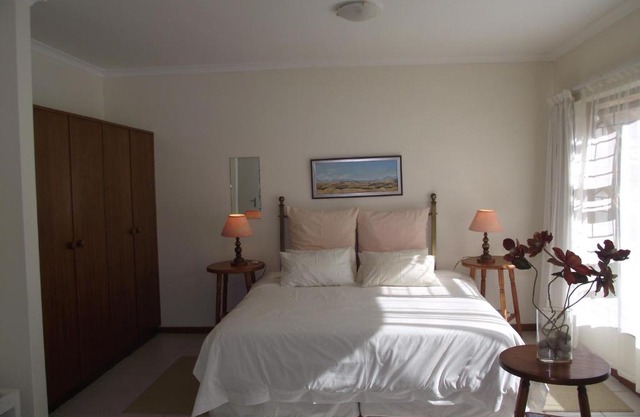 Hermanus At Rikis Self Catering