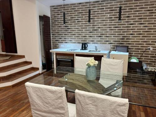 Hermoso loft en pleno camba cua a dos cuadras de la costanera !