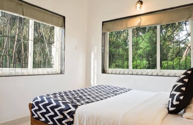 Hi5 Stays Casa SEaRENITY 4BHK Pvt Pool North Goa