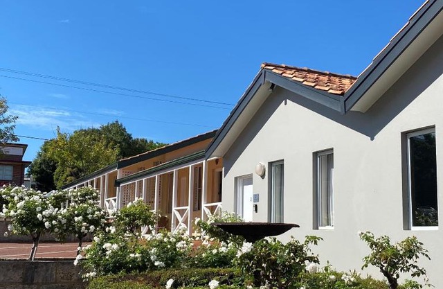 Higgins Lane Motel