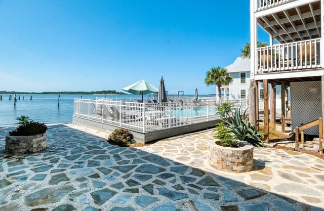 High End Corner Unit at Island Place 208!