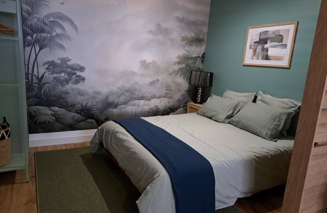 High-end T2 close to transport City center, close to Belgium and lille