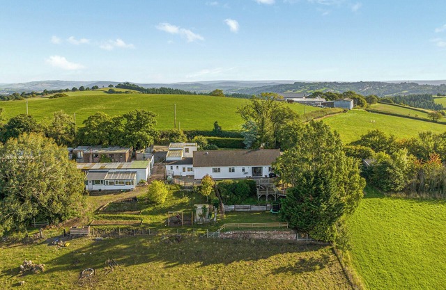 High Meadow is a great base to explore Devon or visit Exeter.