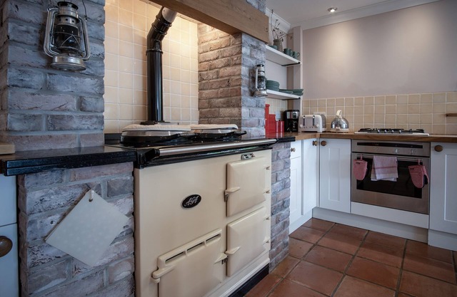 Highfield - 3 Bed - Llanmadoc