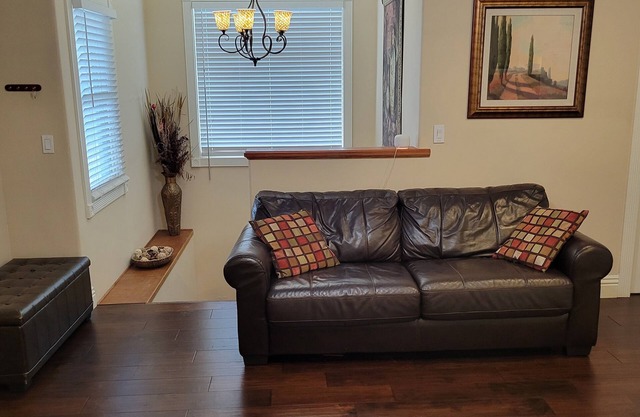 Highly Upgraded. Mins. to DT, Park, Zoo, Coronado, Airport. Families Welcome!