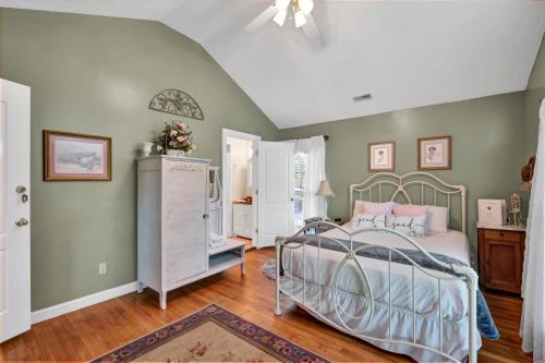 Hill House Bed and Breakfast