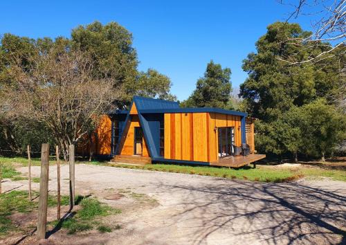 Hillside Hideaway Cabin