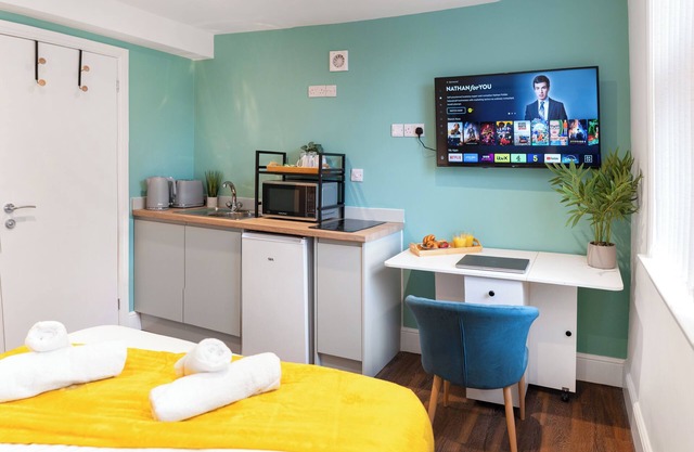 Hilltop Apartment 7 - UK50599