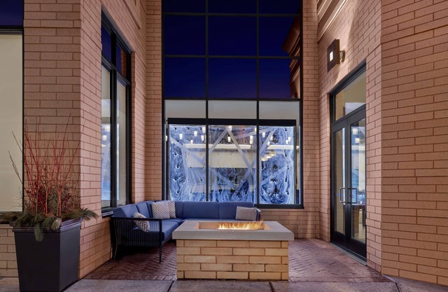 Hilton Garden Inn Minneapolis Downtown