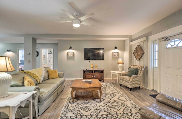 Himrod Vacation Rental 3 Mi to Seneca Lake!