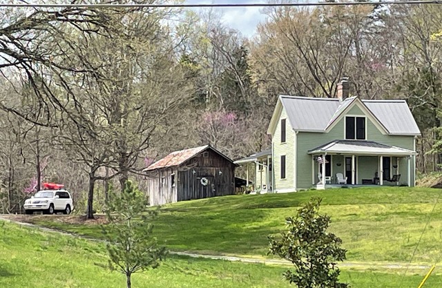 Historic Anderson Farmhouse, South Knoxville, near UT, downtown, Ijams & Smokies
