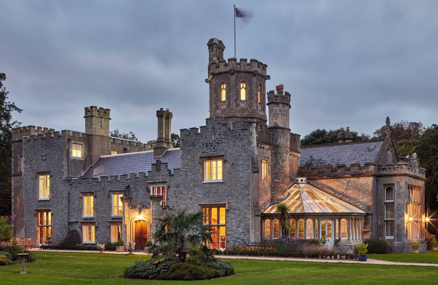 Historic Manor House with extensive grounds in quiet village, 5 mins to beach!