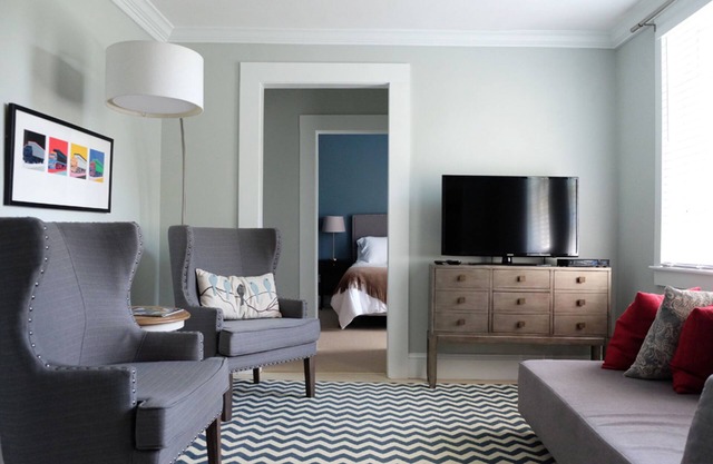 Historic Mansion on Parade Route