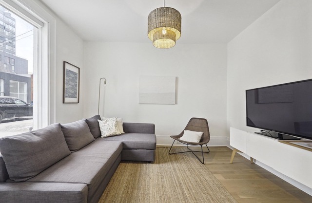 Historic Modern Home - Distillery/Design District