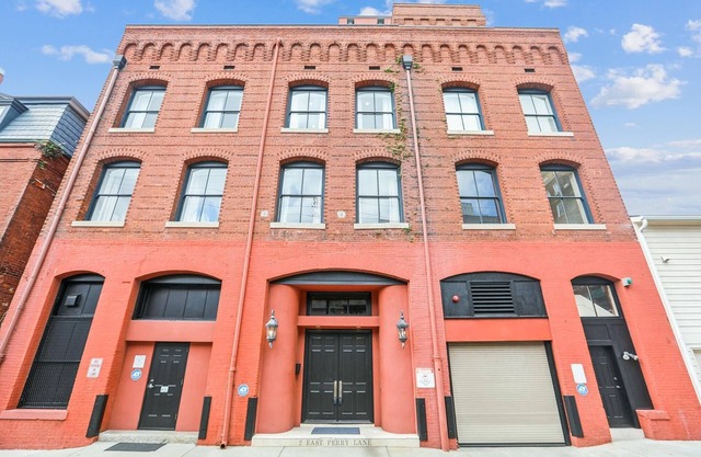 Historic TA Bryson House with rooftop garden and private underground garage!