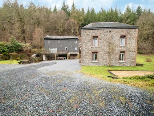 Historic Watermill in Bohan