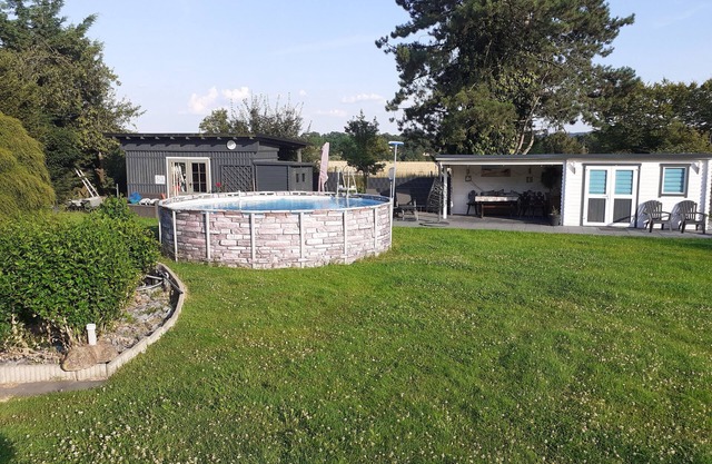 Holiday Apartment 'Auszeit Am See' with Shared Pool, Shared Terrace and Wi-Fi