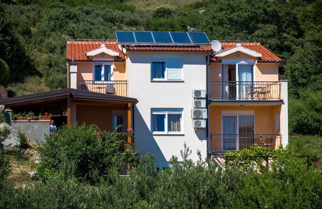 Holiday apartment Brela for 1 - 4 persons with 1 bedroom - Holiday apartment in one or multi-family