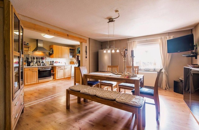 Holiday Hünfelden Persons Bedrooms 