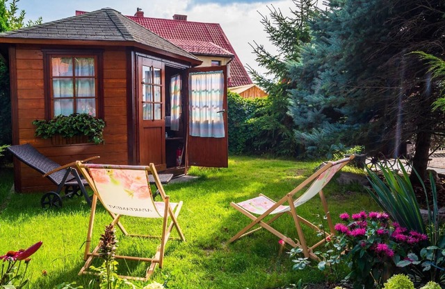 Holiday Apartment in Mysłakowice with Terrace, Garden and Barbecue