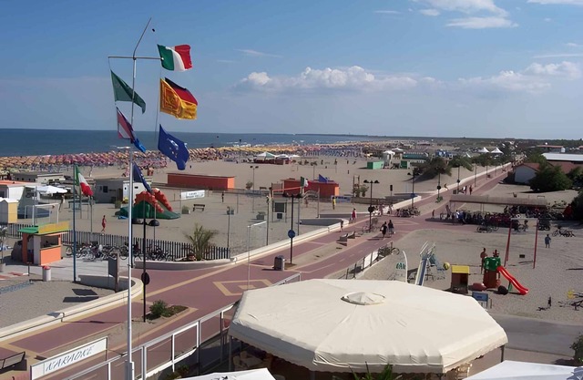 Holiday Rosolina Persons Bedrooms 