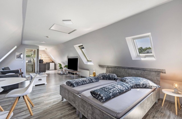 Holiday Apartment 'Klein Amerika' with Balcony and Wi-Fi