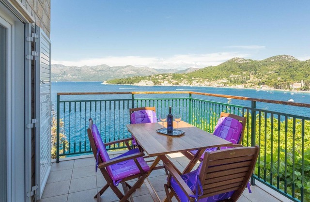 Holiday apartment Lopud for 1 - 4 persons with 2 bedrooms - Holiday house