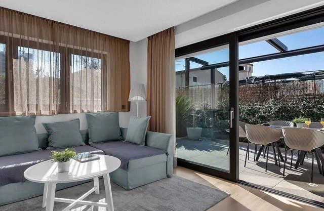 Holiday apartment Makarska for 1 - 6 persons with 2 bedrooms - Holiday apartment in one or multi-fam