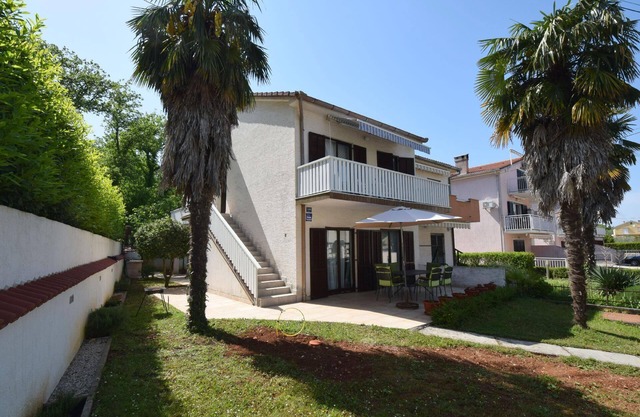 Holiday apartment Malinska for 1 - 4 persons with 2 bedrooms - Holiday apartment
