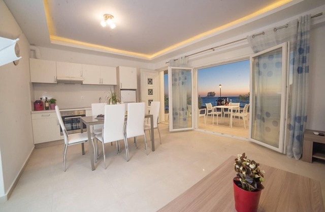 Holiday apartment "Mimosa" beachfront