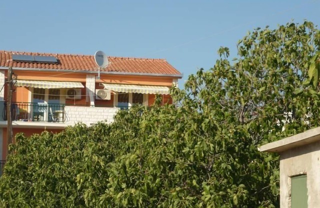 Holiday apartment Poljica for 1 - 3 persons with 2 bedrooms - Farmhouse