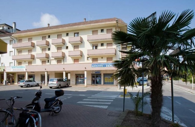 Holiday apartment Rosolina for 5 - 6 persons with 2 bedrooms - Holiday apartment